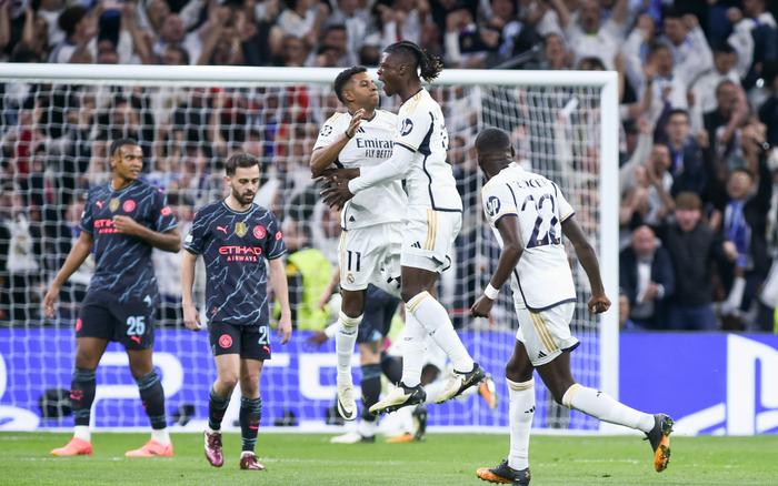 度让皇家社 度让皇家社