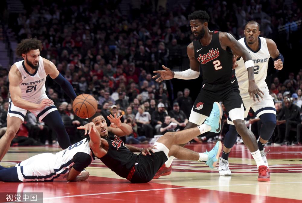 比第8的队 比第8的队